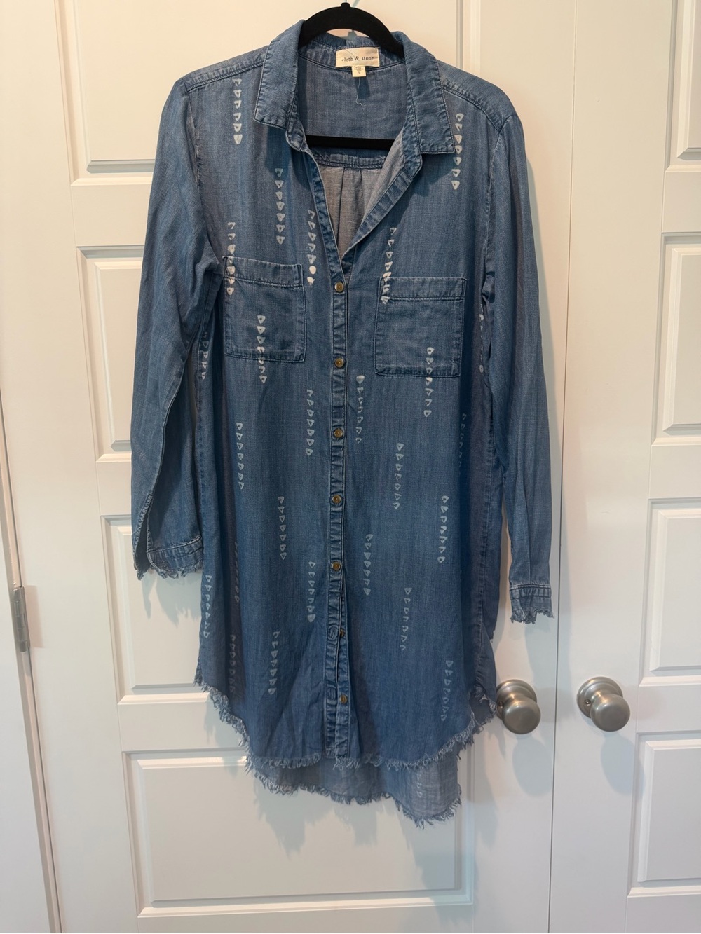 Cloth & Stone geometric print chambray shirt dress Medium Wash Women size Large